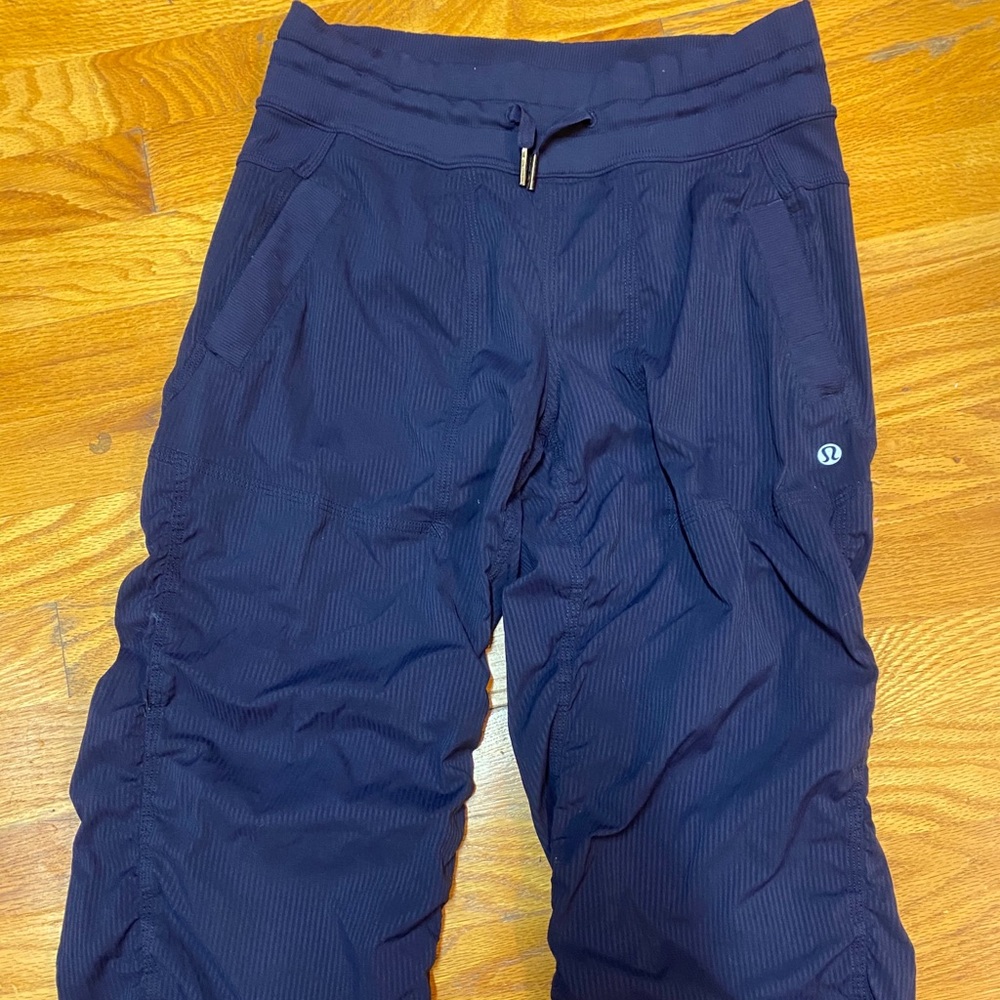 Lulu cargo style Capri 4